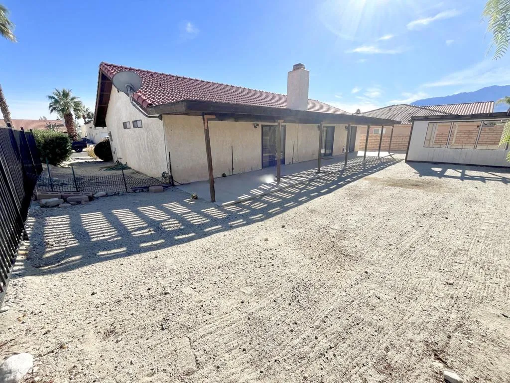 9471 Capiland Road, Desert Hot Springs, California 92240 home-pic-32